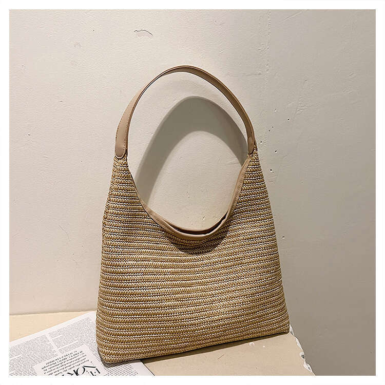 2025 New Summer Bag Bucket Large Capacity Handbag Underarm Shoulder Bag Vacation Beach Rainbow striped knitted bag