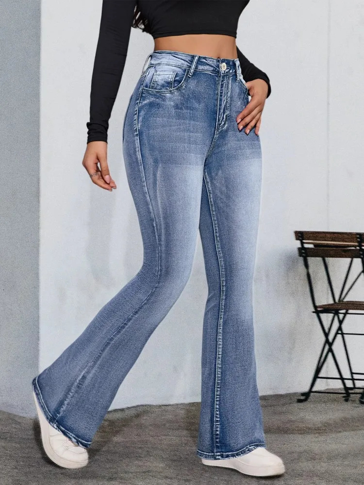 Blue fashionable elastic flared jeans 250530