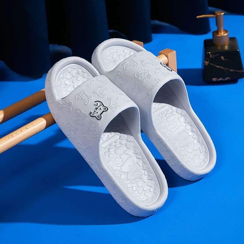 New Soft Slippers Summer Indoor Home Couple Cartoon Soft Bottom Home Bathroom Non Slip Slippers Male Designer Sandals
