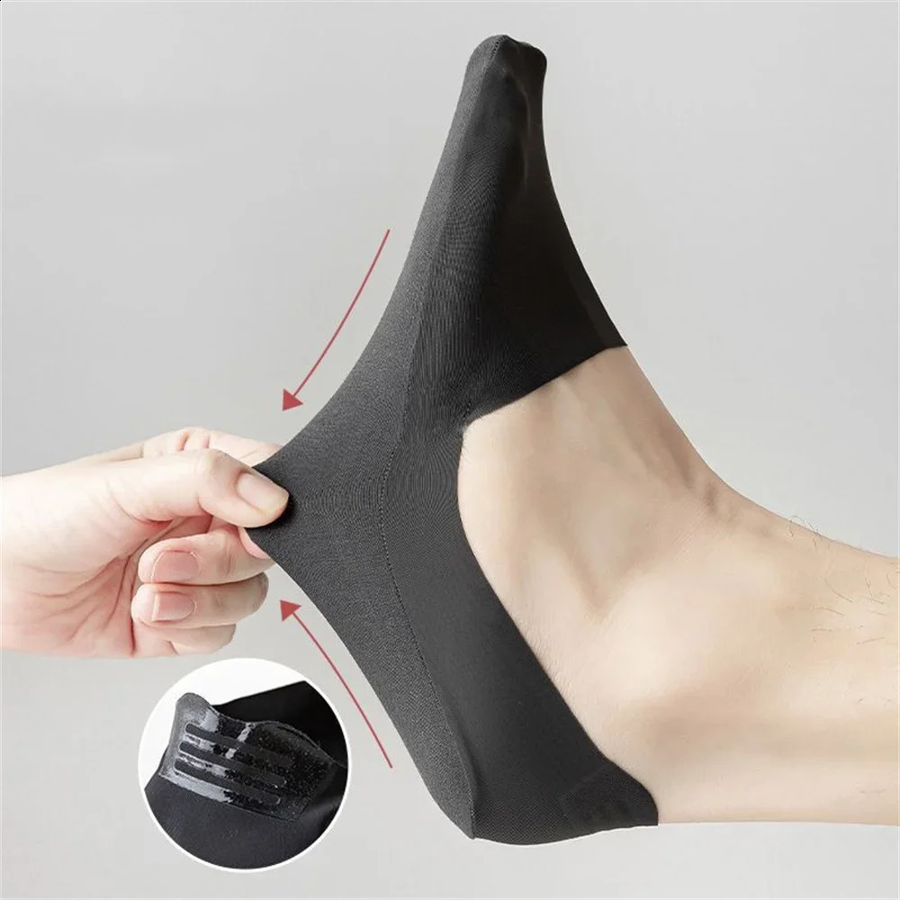 10Pairs Ice Silk Instepcotton Sole Mens Summer Ice Silk Boat Socks Anti Slip Male Ankle Socks Low Cut Invisible Calcetines 250526