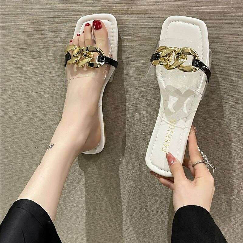 Designer Sandals With Eye-catching Feet, Small Cool Slippers For Women's Outdoor Wear, Summer 2025 New Style, Niche Square Toe Soft Soled Beach O