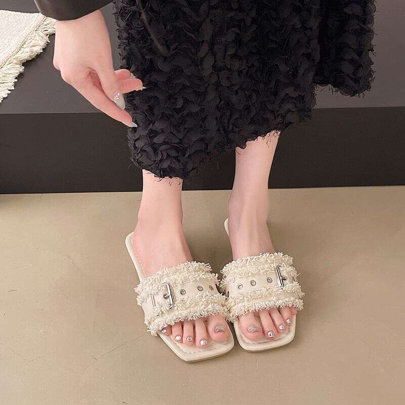 Slippers, Women's Fashionable Outdoor Sandals, 2025 New Fashionable Beach Sandals, Retro Designer Sandals, Flat And Comfortable Slippers, Free Sh