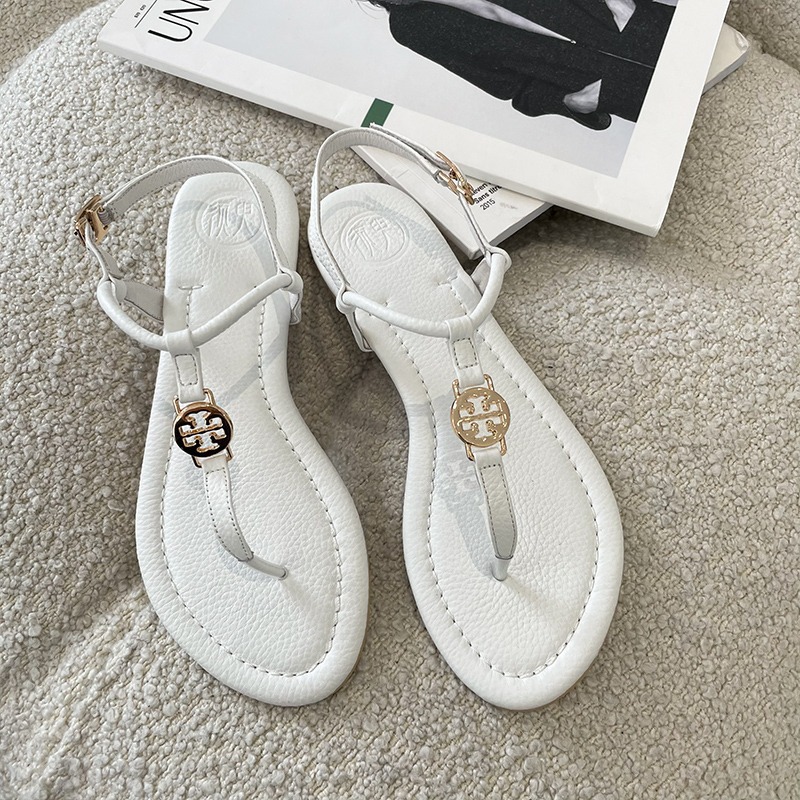 Free shipping new designer sandals flat slides for womens sandals girl black white fashion embroidery slipper outdoor shoes