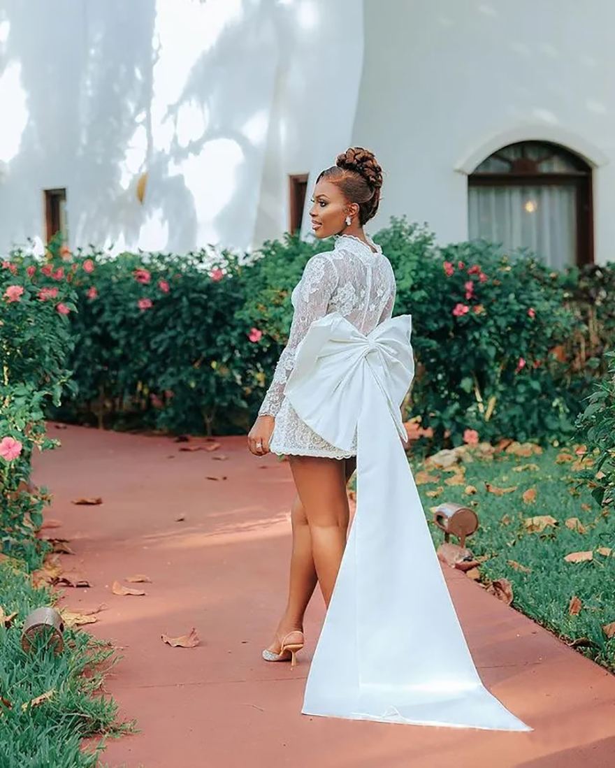 2025 Short African Wedding Dress Bridal Gowns For Bride Illusion Long Sleeves High Neck Beaded Lace Pearls Plated Wedding Gowns For Black Women Marria