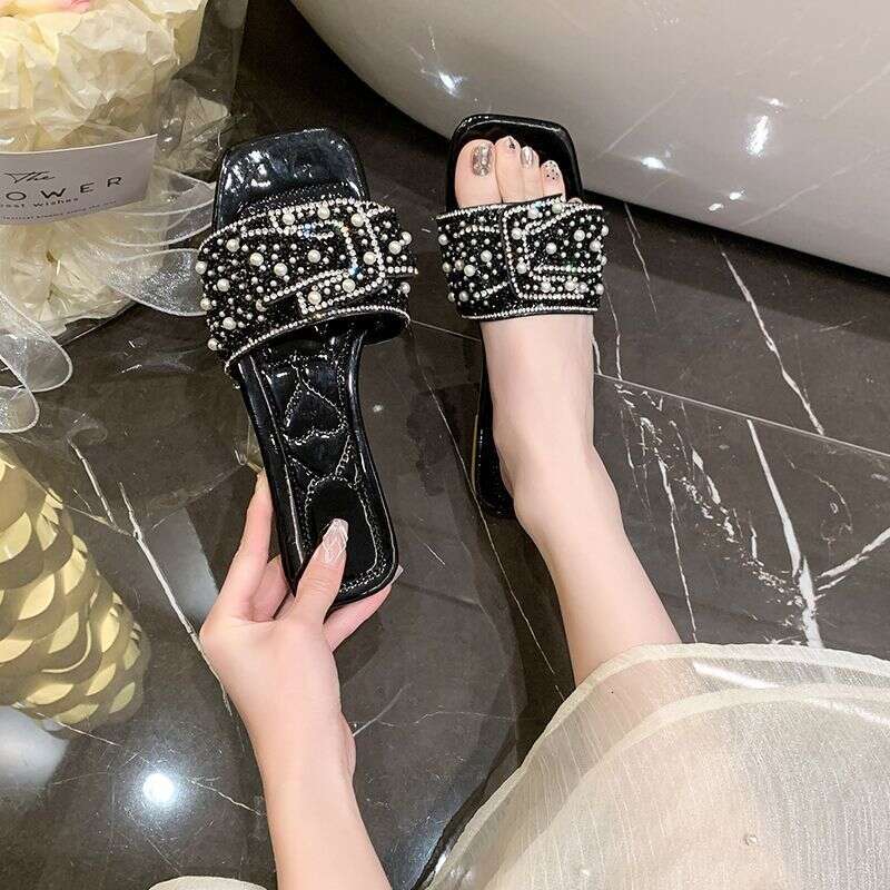 Cool Slippers For Women Wearing Out 2025 New Pearl Bow Slippers, Versatile For Students, Open Toed Flat Slippers, Designer Sandals, Free Shipping Whol