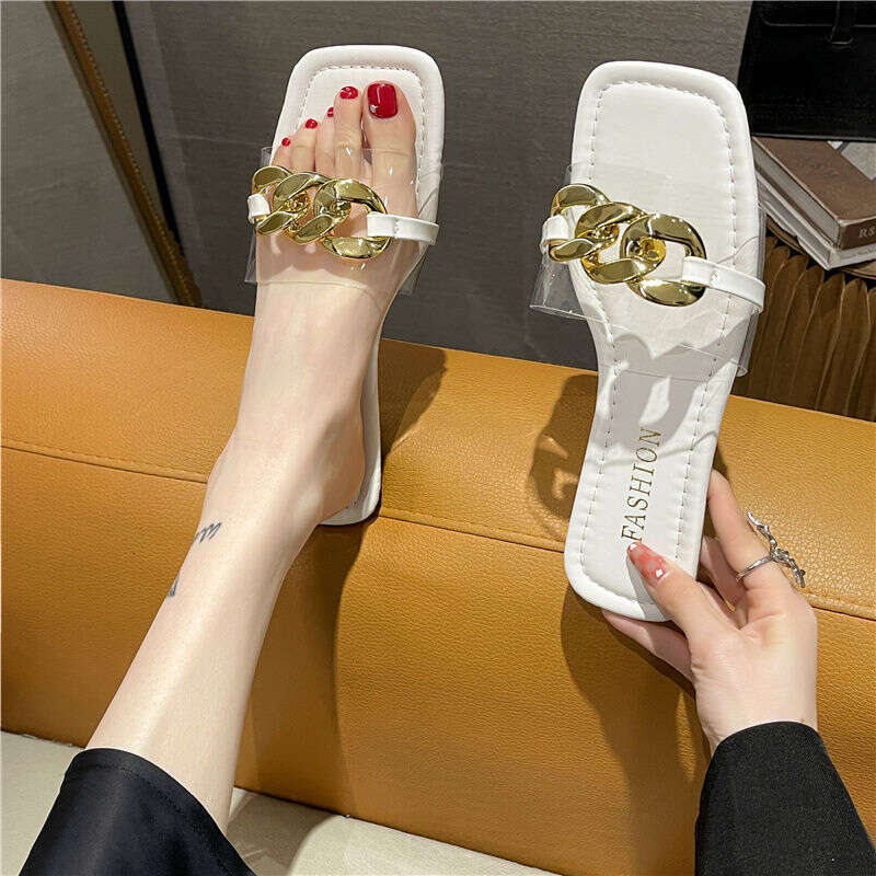 Designer Sandals With Eye-catching Feet, Small Cool Slippers For Women's Outdoor Wear, Summer 2025 New Style, Niche Square Toe Soft Soled Beach O