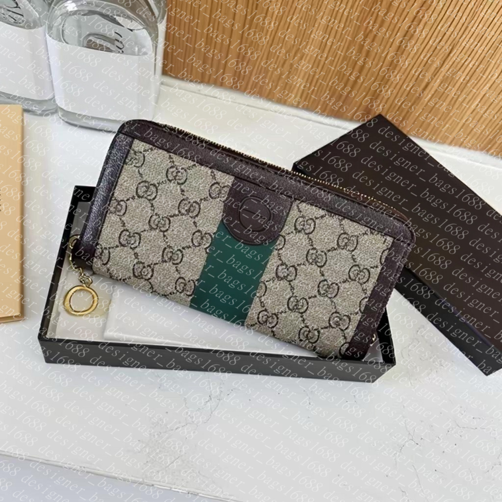 Womens Designers Wallets for Men Top Quality Metal Letter Leather Buckle Clutch Bag Card Horders Ladies Coin Pocket Short Flap Wallet Mens Wallet Purse