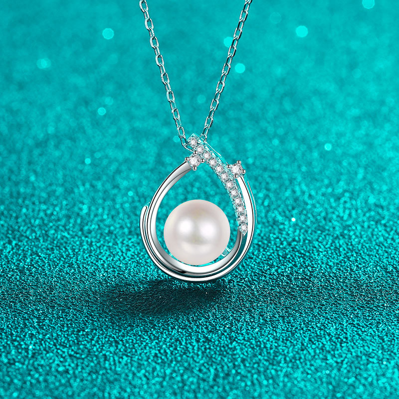 S925 Sterling Silver Moissanite Round Pearl Clavicle Necklace Minimalist Elegant Fashion Commuter High-End Design for Women