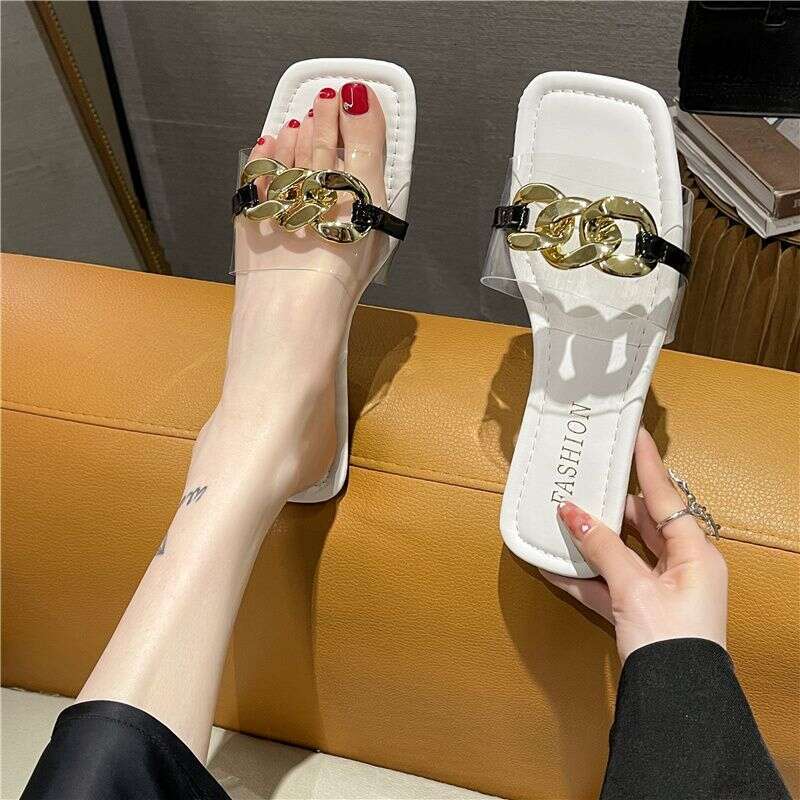 Designer Sandals With Eye-catching Feet, Small Cool Slippers For Women's Outdoor Wear, Summer 2025 New Style, Niche Square Toe Soft Soled Beach O