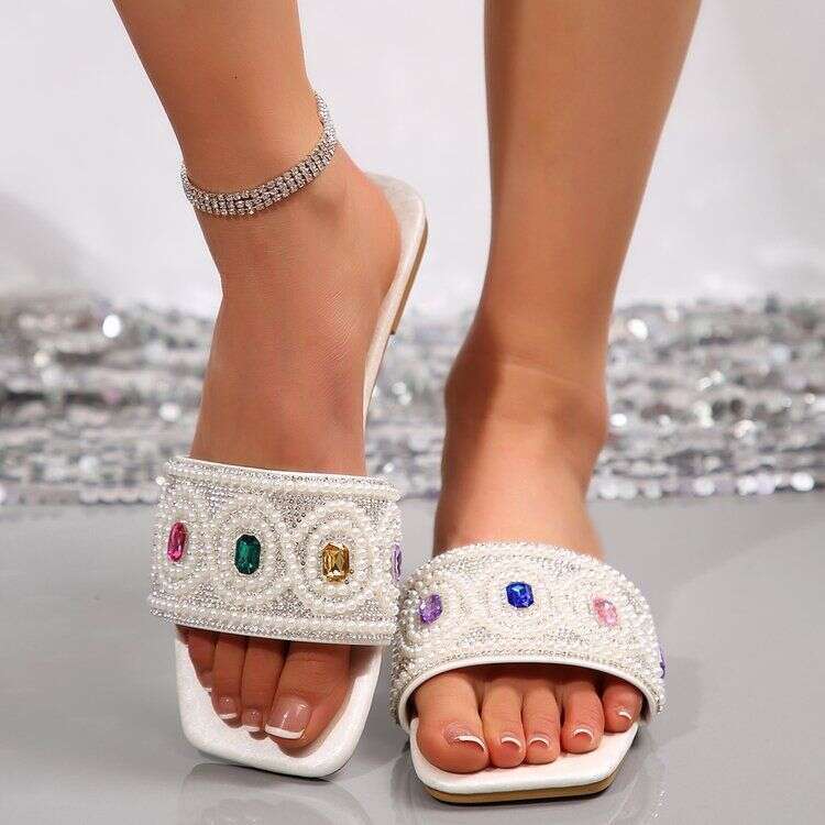 2025 Spring Colorful Square Diamond With Pearl Slippers Designer Sandals Women's Flat Bottom Outerwear Fashion Beach Shoes Free Shipping Wholesal
