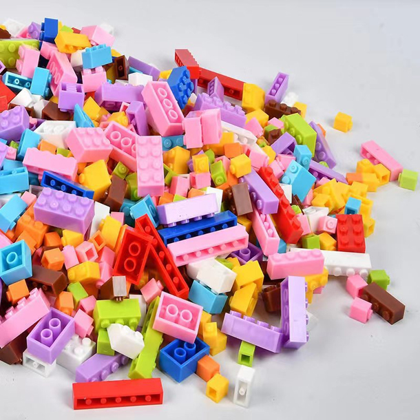 Blocks Blox Children Figures Set Moc Brick Educational Building Block Small granular building blocks are assembled in a loose and educational way 01