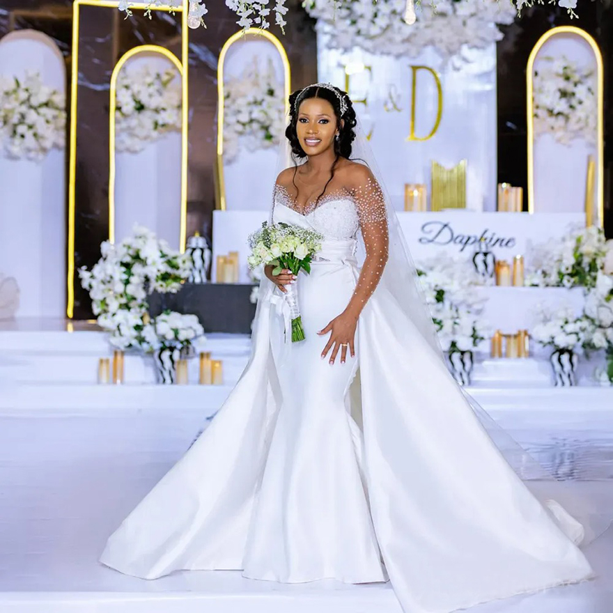 Plus Size Long Sleeves Mermaid Dresses Illusion Beading Bridal Gowns With Detachable Train Wedding Gown for African Black Women Bride
