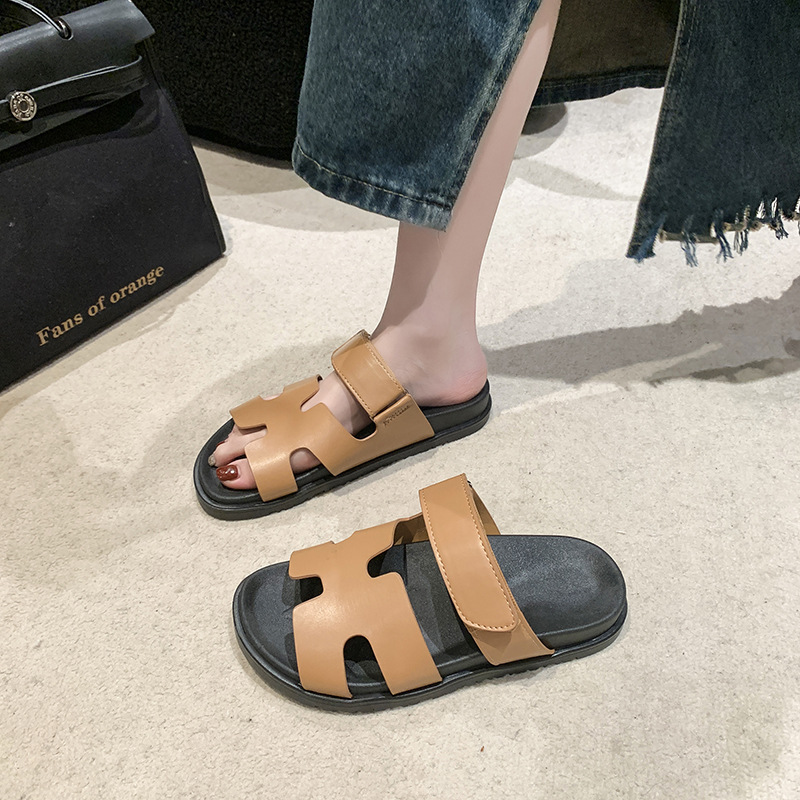 Free shipping 2025 Hot designer slippers flat slides for womens sandals pink green grey beige brown yellow black sliver fashion embroidery slipper plu