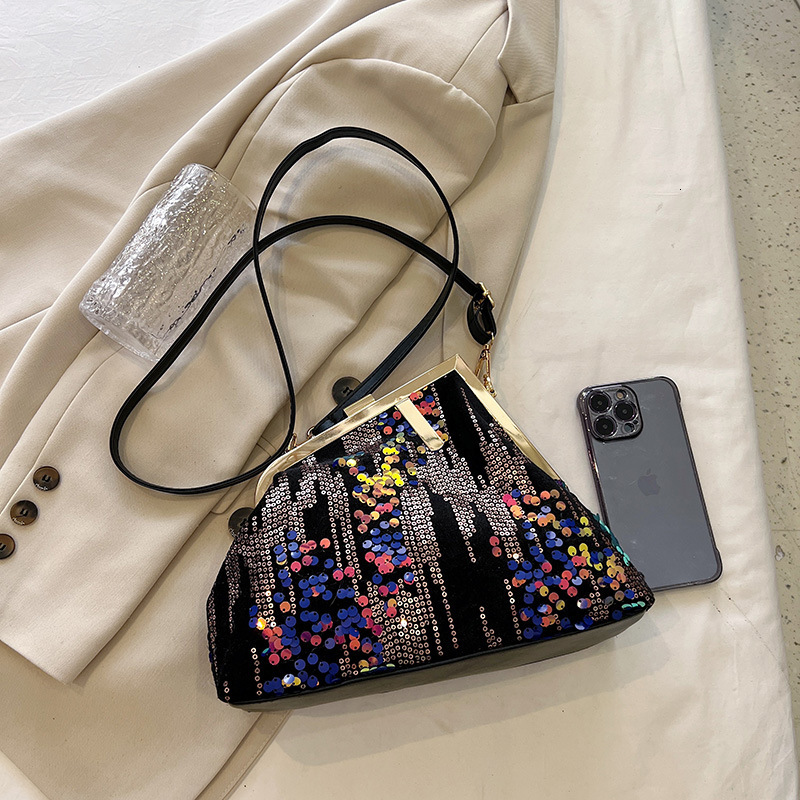 Free Shipping Designer Bag New 2025 European And American Fashion Sequin Retro Shoulder Bag Ins Internet Celebrity Tassel Crossbody Evening Bag Luxury