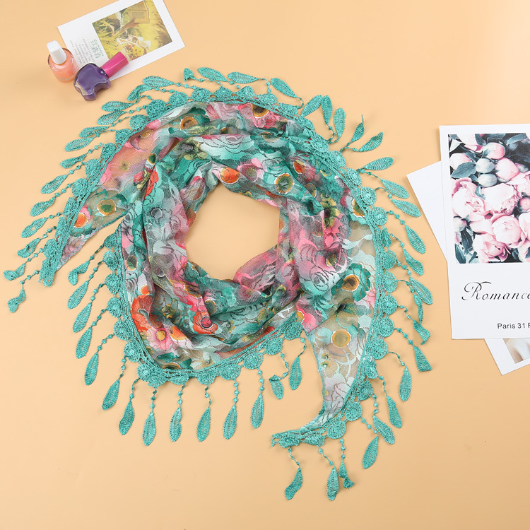 K870 New versatile performance decorative scarf ladies printed tassel triangle headscarf silk scarf autumn and winter scarf small shawl