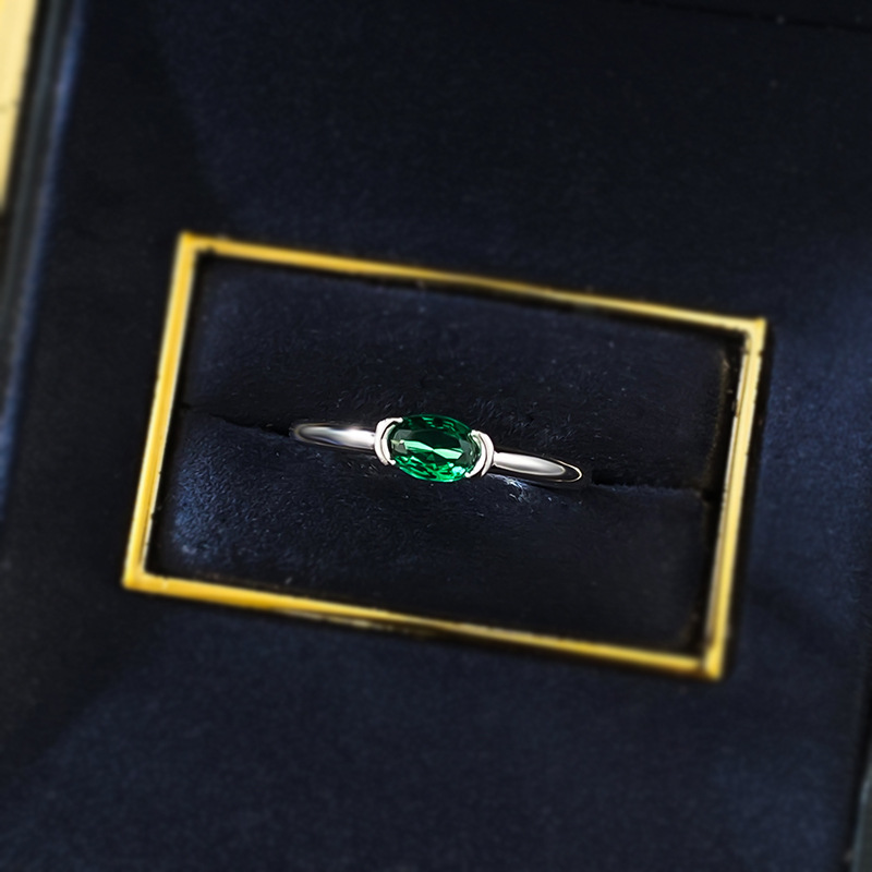 Ins Top Sell Unique Wedding Rings Simple Fine Jewelry Geunine 100% 925 Sterling Silver Oval Cut Emerald Women Designer Eternity Sweet Finger Ring For 