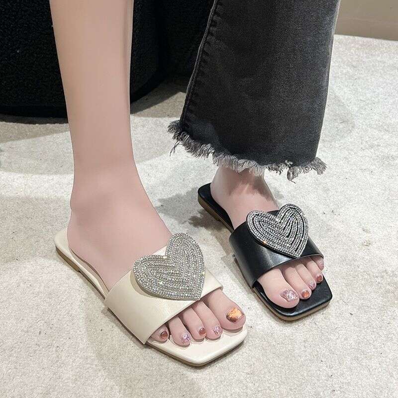 2025 Summer New Fashionable Outerwear Love Slippers For Women, Water Diamond Flat Bottom One Word Beach Sandals, Female Designer Sandals, Free Shippin