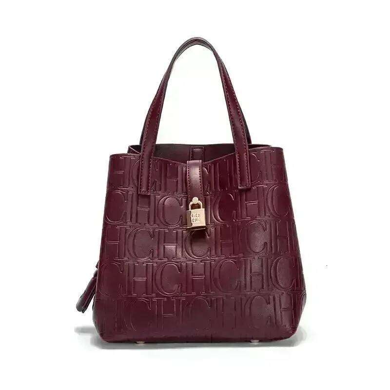 CH Emed Crossbody Letter Printing Design Handbag Large Capacity Tote Bag Elegant Temperament Ladies Should