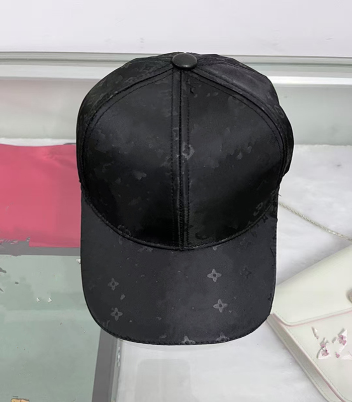 2025 Designer Ball Caps Fashion Letter Hat Patchwork Plaid Design for Man Woman Adjustable Cap Top Quality Hawaiian beach