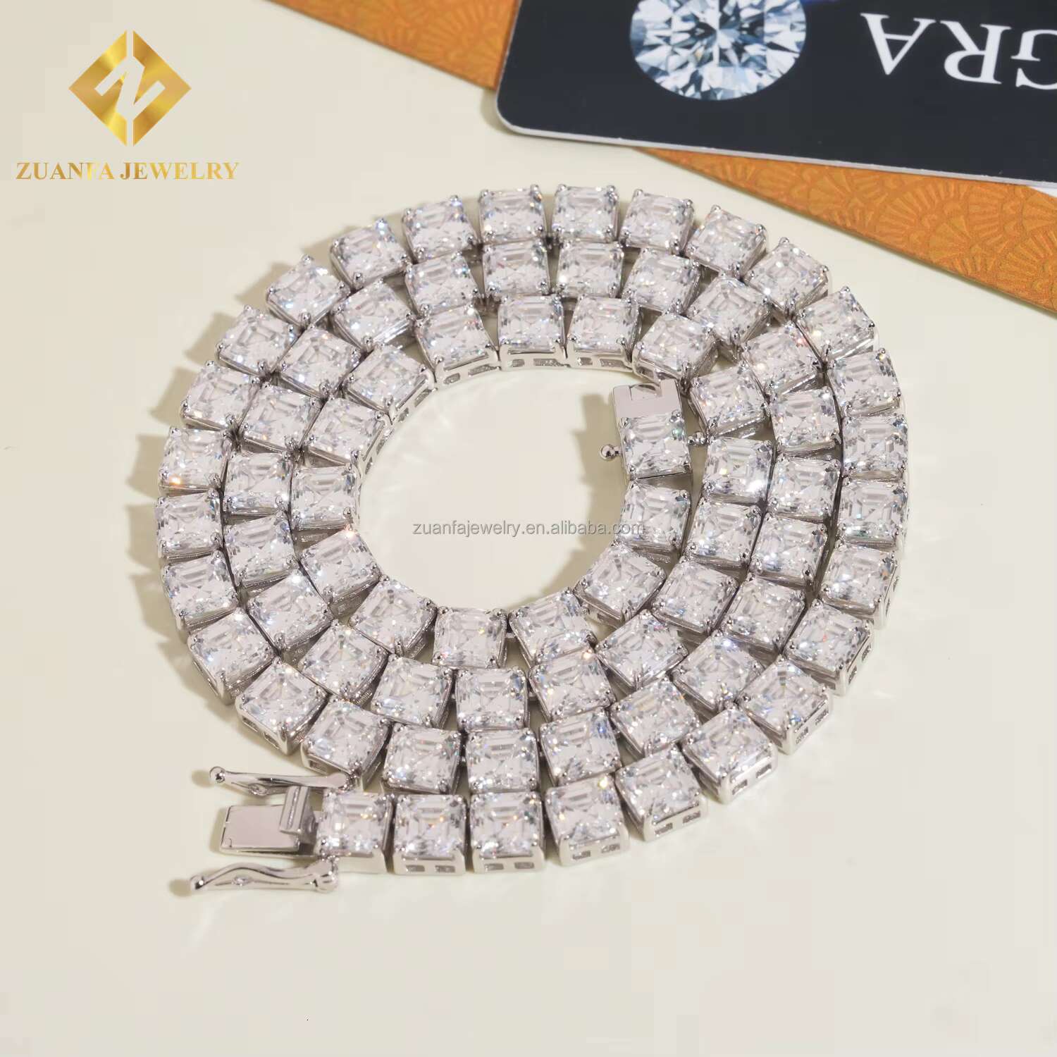 Unique Design Retail S925 Silver Elegant Style Women Iced Out VVS1 Asscher Moissanite Diamond Cluster Tennis Chain Women Gift