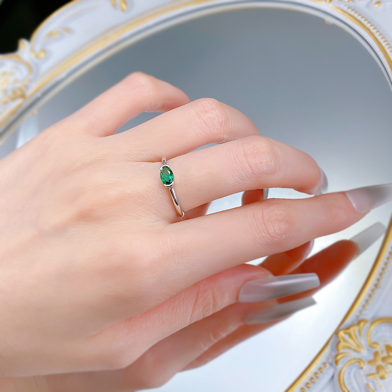 Ins Top Sell Unique Wedding Rings Simple Fine Jewelry Geunine 100% 925 Sterling Silver Oval Cut Emerald Women Designer Eternity Sweet Finger Ring For 