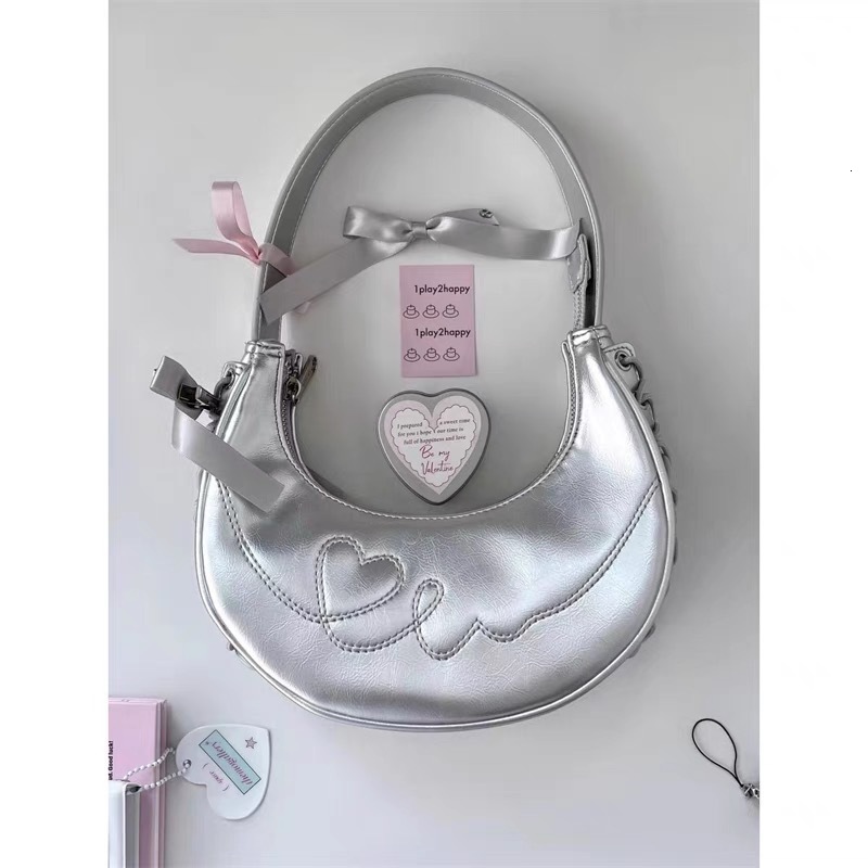 Underarm bag heart shaped trend embroidered shoulder bag fashionable multifunctional handbag designer shoulder bag trend crossbody bag