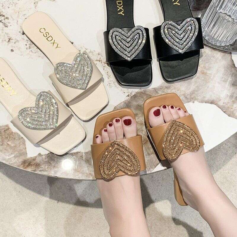 2025 Summer New Fashionable Outerwear Love Slippers For Women, Water Diamond Flat Bottom One Word Beach Sandals, Female Designer Sandals, Free Shippin