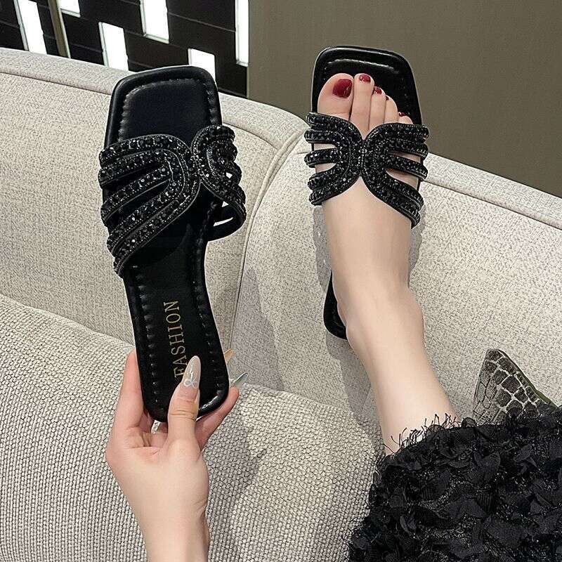 Water Diamond Decorative Flat Slippers For Women 2025 Summer New Collection Solid Color Lightweight Women's Sandals Large Luxury Women's Sho