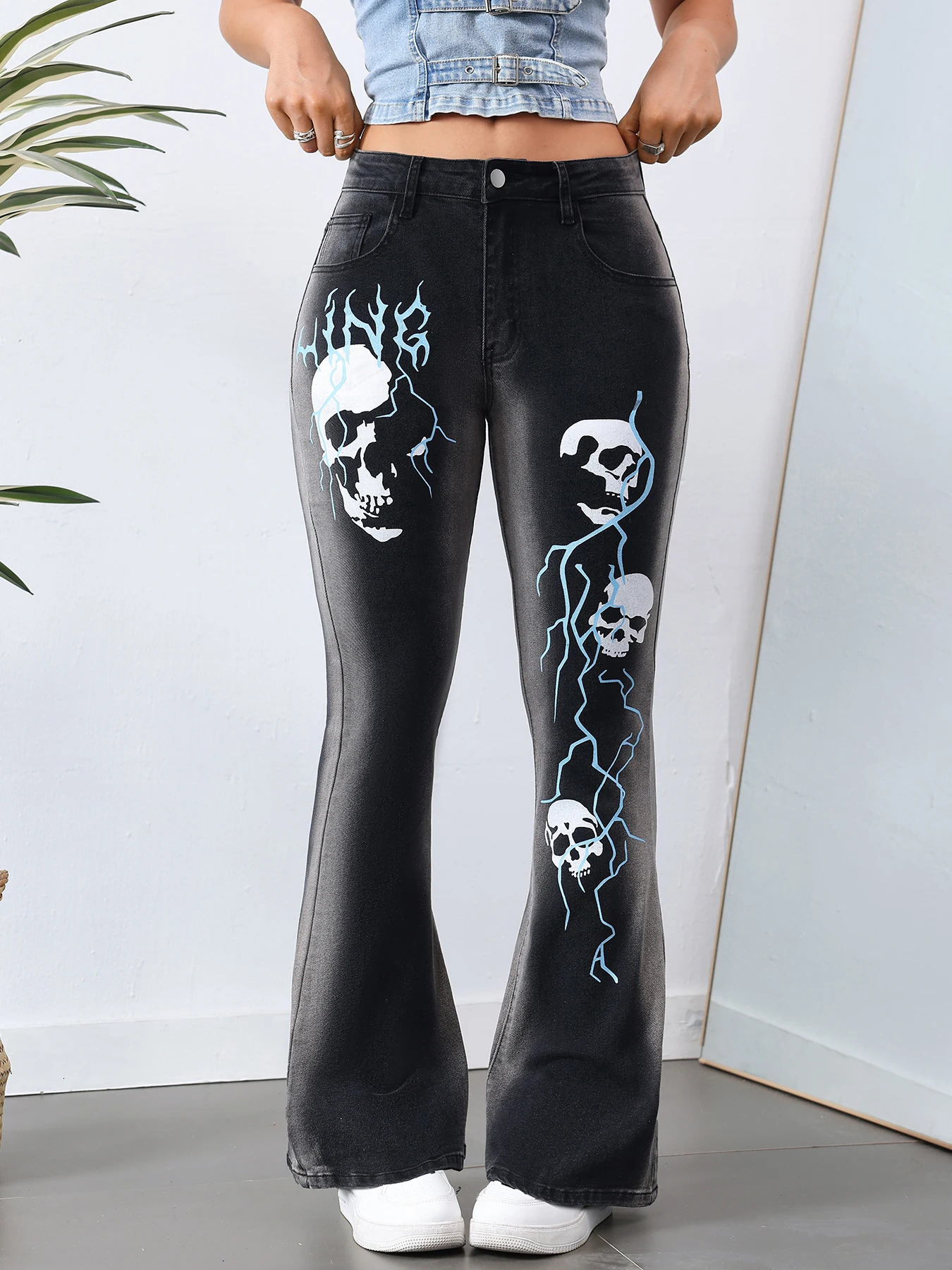 Womens Gothic Skull Lightning Flare Jeans Stretch Bell Bottom Rocker Chic Easter Spring Festival Vintage Punk Selling 250530