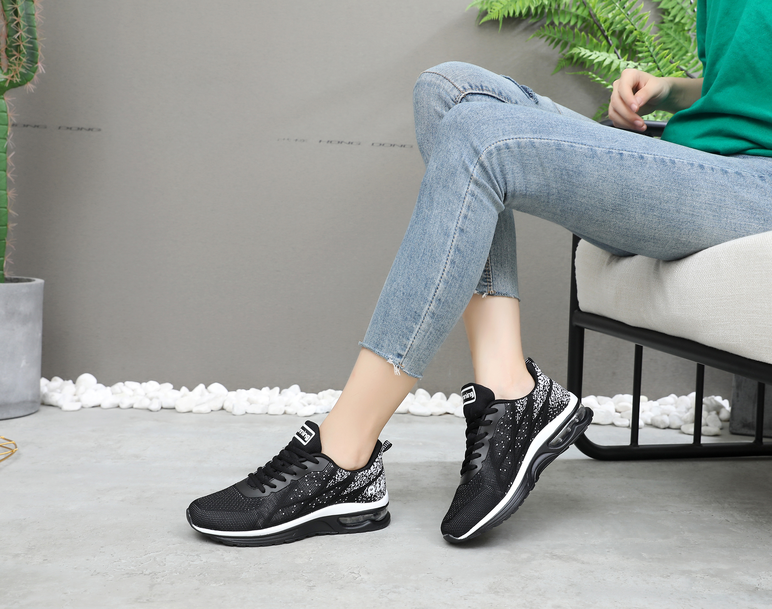 Mens Running Shoes Tennis Breathable Sneakers Lightweight Comfortable Sport Shoe Gym Casual Men Outdoor Shoe