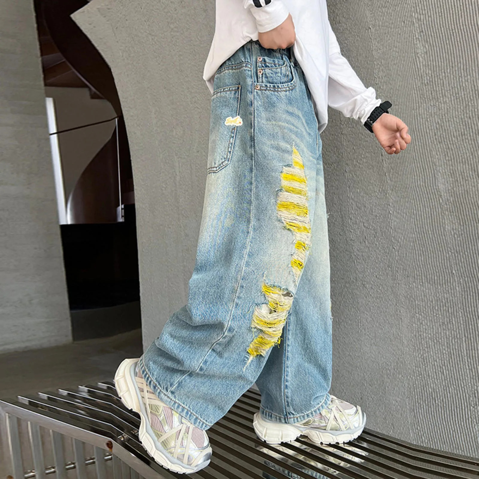 Boys Fleece Jacket Boys Jeans Spring And Summer Teenagers Fashionable Overalls Ripped Jeans Straight Leg Pant Baby 6 Month 250527