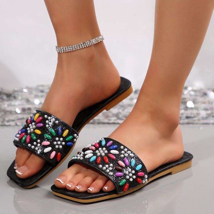 Designer Sandals Large Soft Bottom Cool Slippers For Women 2025 Summer New Style Colorful Bright Diamond Outerwear Flat Slippers Luxury Shoes Free Shi