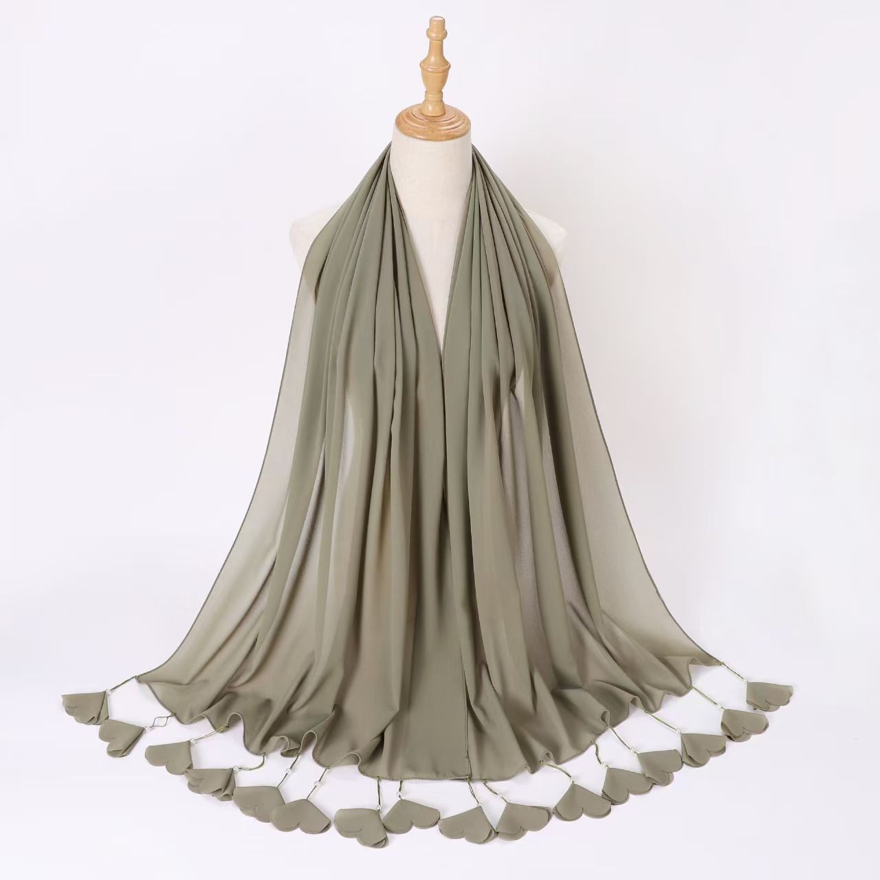 T839 new solid color scarf headscarf scarf flower pearl chiffon bubble scarf Middle East Malaysia