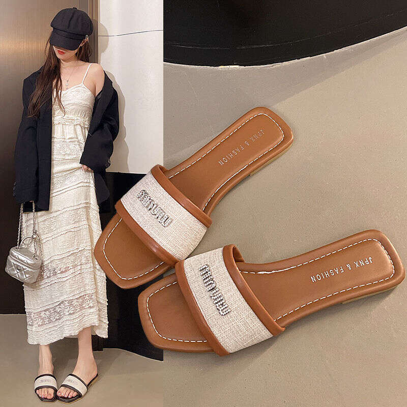 Slippers For Women's Outdoor Wear 2025 Summer New Item For Girls, Versatile And Fashionable Flat Slippers, Designer Sandals, Free Shipping, Luxur