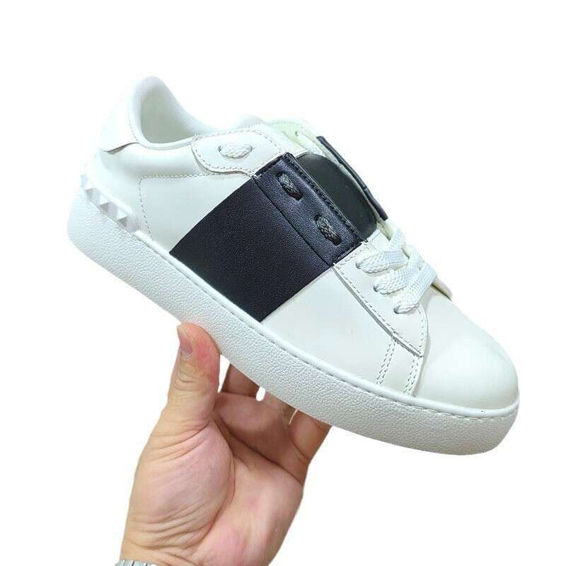 V Brand Casual Sneakers Rivet White Genuine Leather Fashion Trend Couple Unisex Shoes