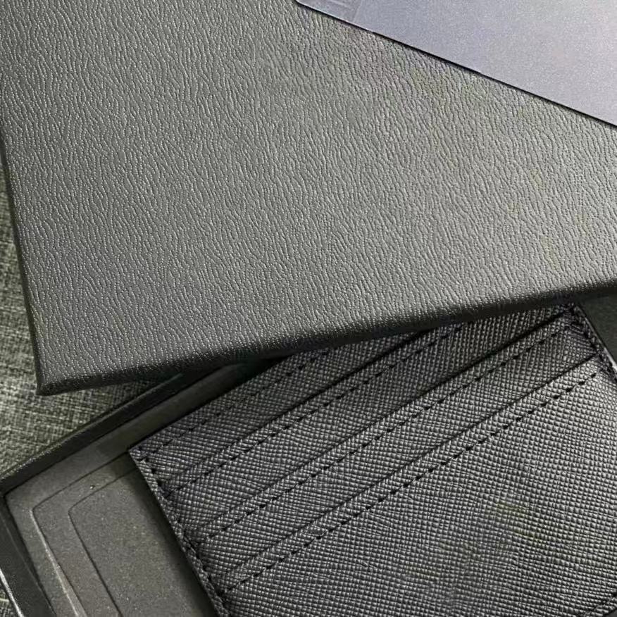 Unisex Designer Leather Wallet - Genuine Saffiano for Men & Women with Compact Design