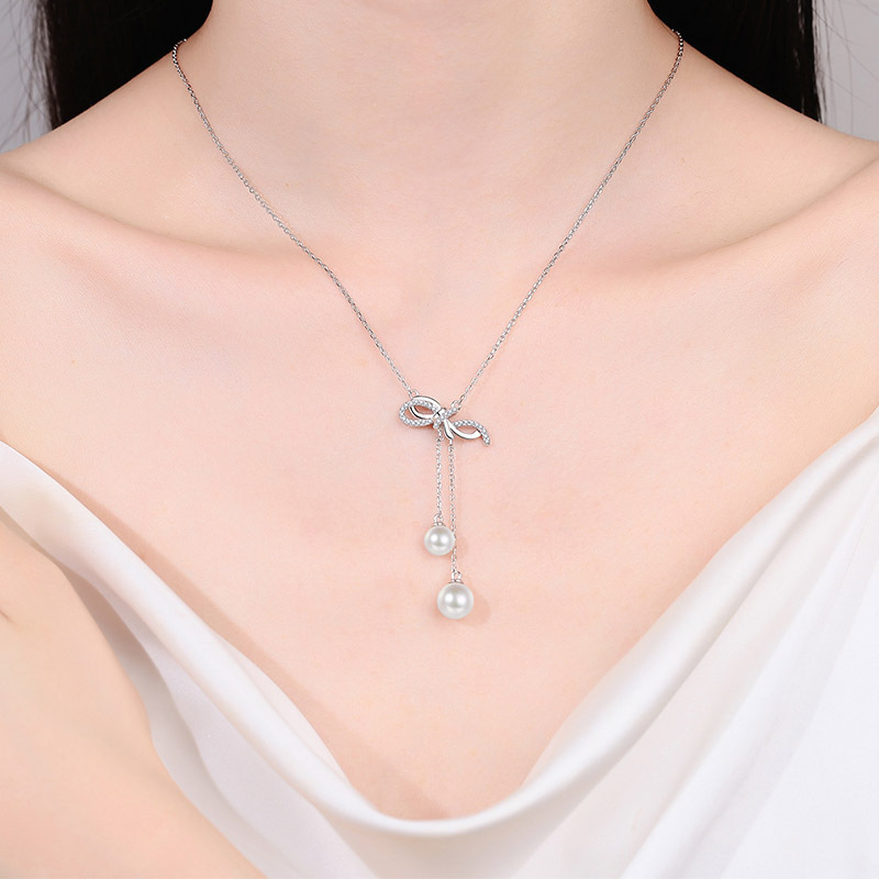 925 Sterling Silver Moissanite Bow Necklace with Natural Freshwater Pearls Tassel Pendant Elegant Minimalist Clavicle Chain