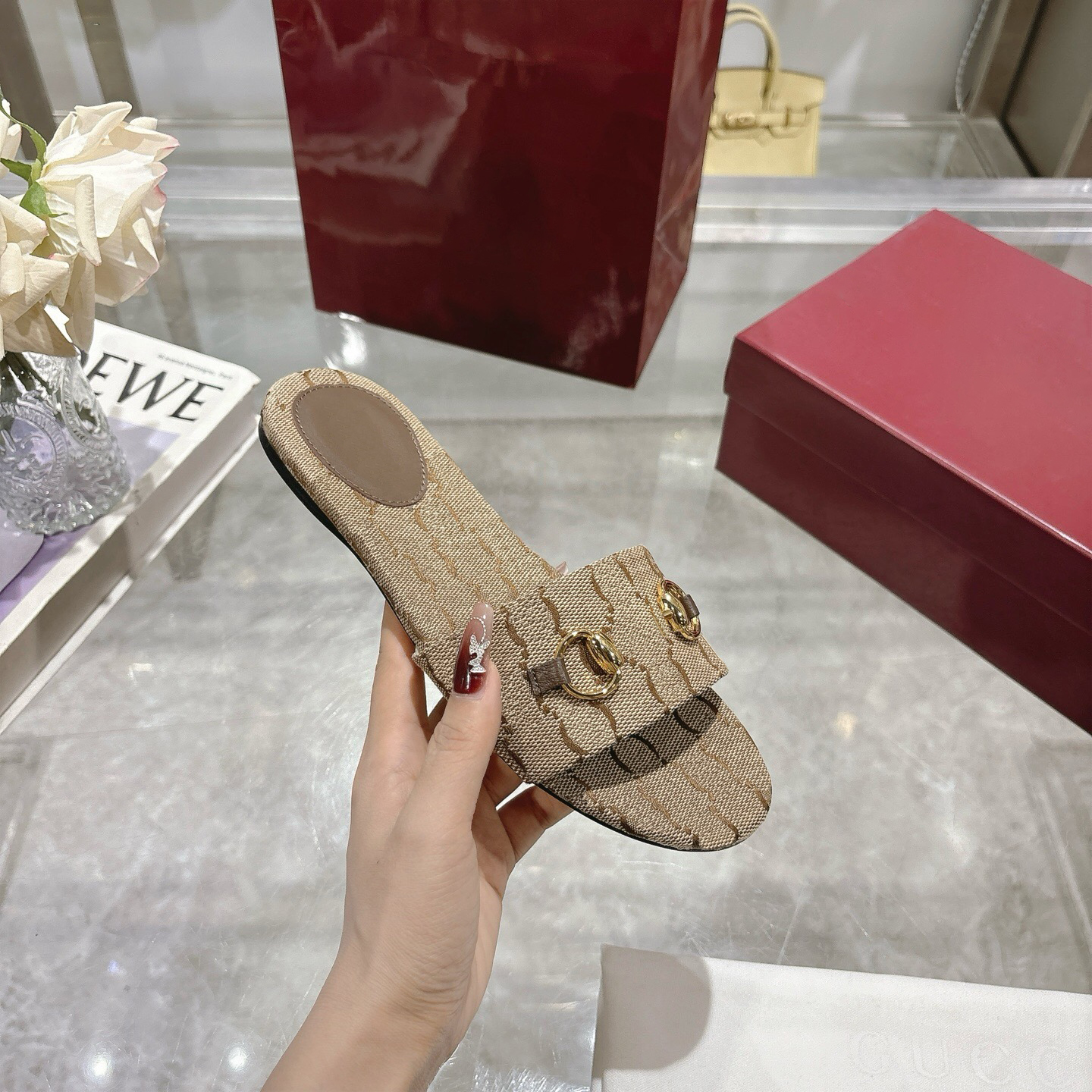 Slipper Women Slippers Luxury Sandals Brand Sandals Real Leather Flip Flop Flats Slide Casual Shoes Sneakers W728