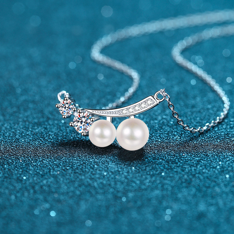 Fashionable Female Clavicle Choker: Genuine 925 Silvery Beads + Vivid Gemstones Plus Lustrous Pearly Accents