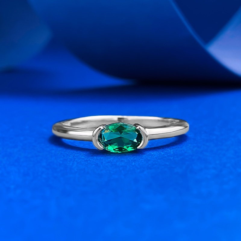 Ins Top Sell Unique Wedding Rings Simple Fine Jewelry Geunine 100% 925 Sterling Silver Oval Cut Emerald Women Designer Eternity Sweet Finger Ring For 