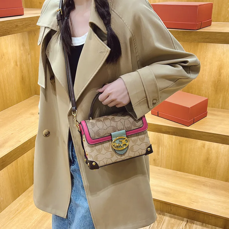 Bag Designer New Summer Vintage Square Bag For Women Shoulder Bag Stylish Versatile Shoulder Crossbody Purse