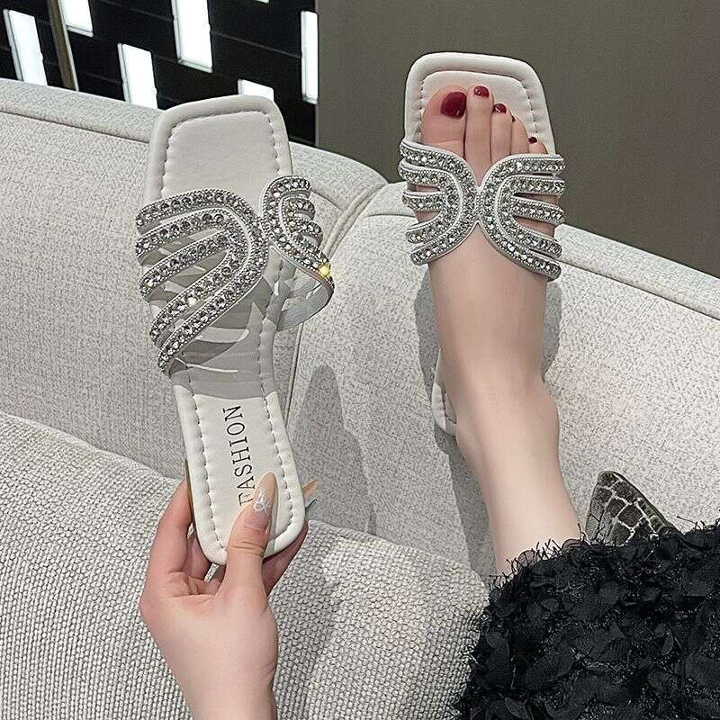 Water Diamond Decorative Flat Slippers For Women 2025 Summer New Collection Solid Color Lightweight Women's Sandals Large Luxury Women's Sho