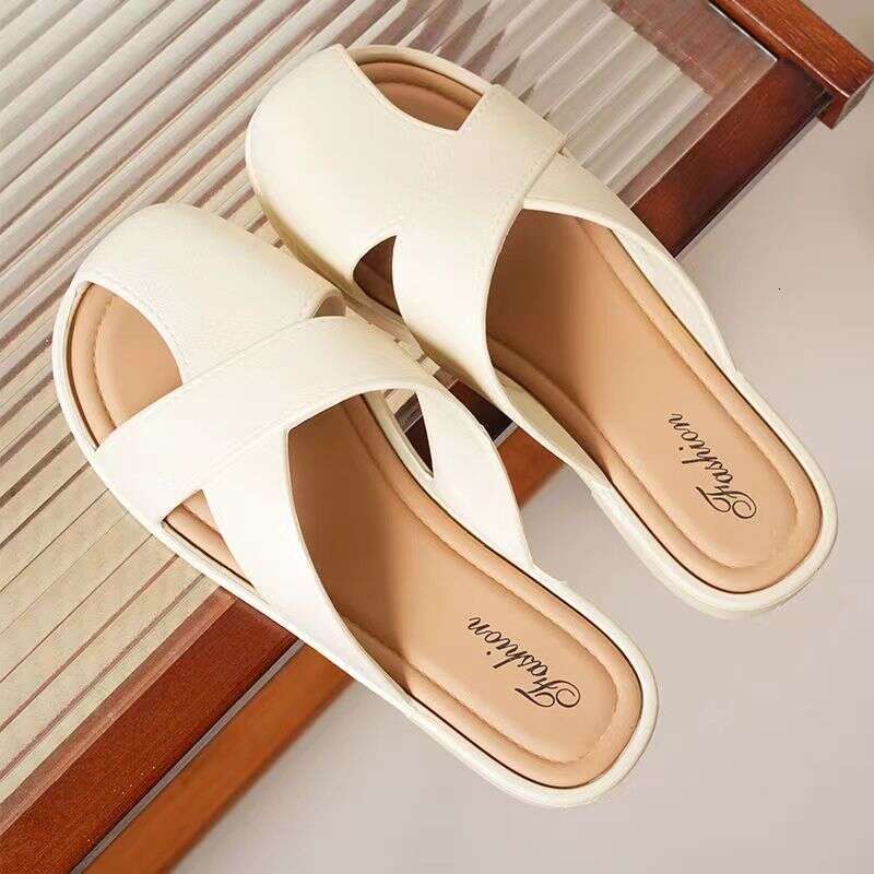 2025 Spring And Summer Outerwear New Half Baotou Women's Soft Bottom Slippers Designer Sandals Versatile Fashion Lazy Flat Cool Wholesale Free Sh