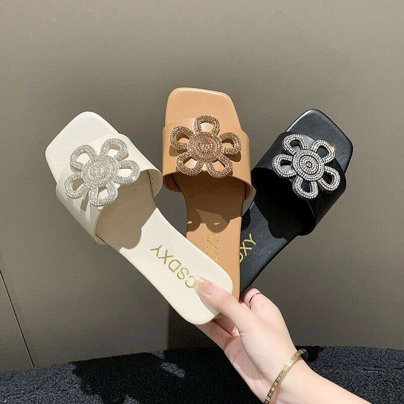 Large Size Slippers For Women In Spring 2025, With Rhinestone Flat Sandals And Fashionable Outerwear. Free Shipping Designer Sandals Wholesale