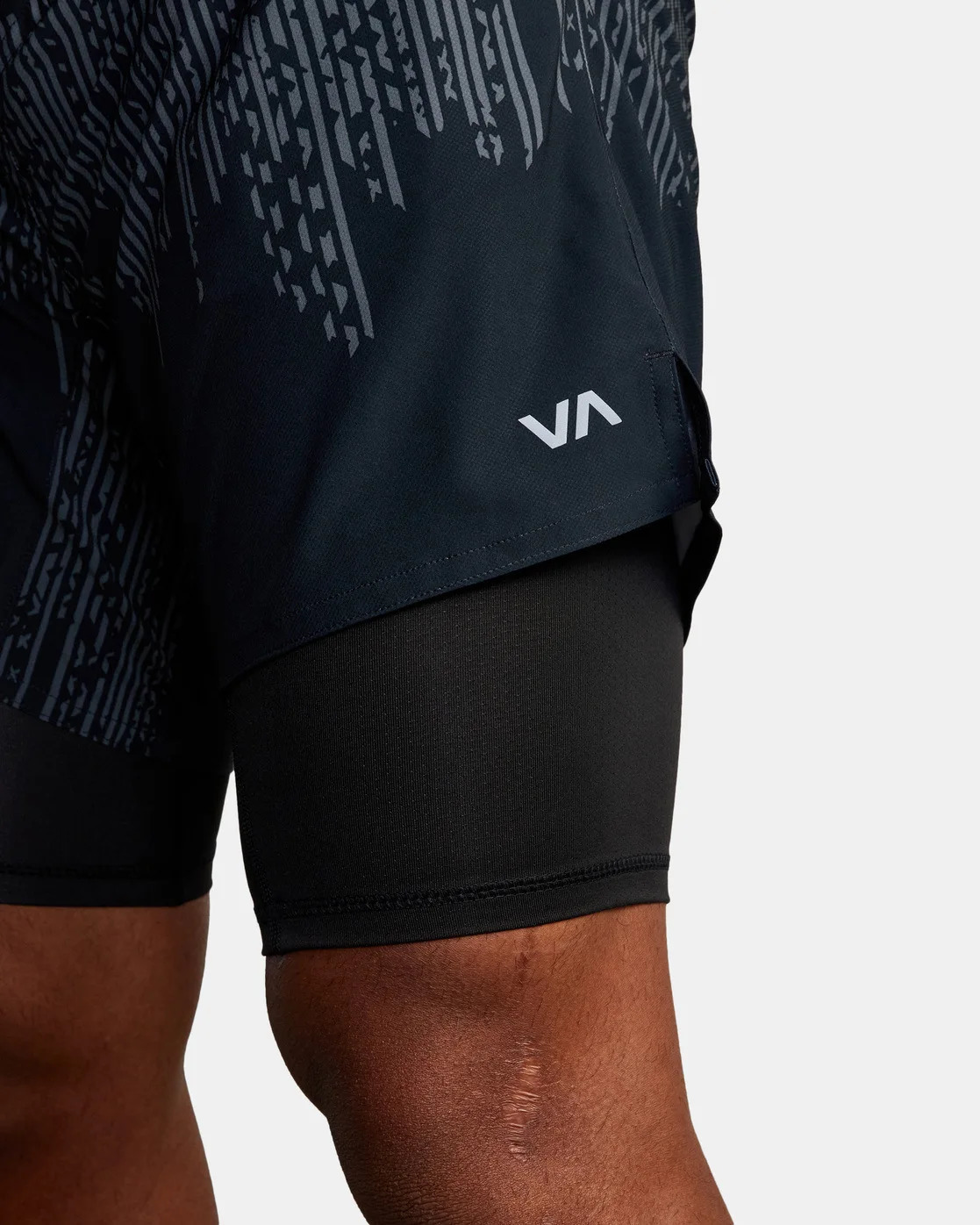 2024 Camouflage Fashion Breathable Training Fitness Mens Shorts 2 IN1 Double Gym Male Bodybuilding Sports Elasticity 250522