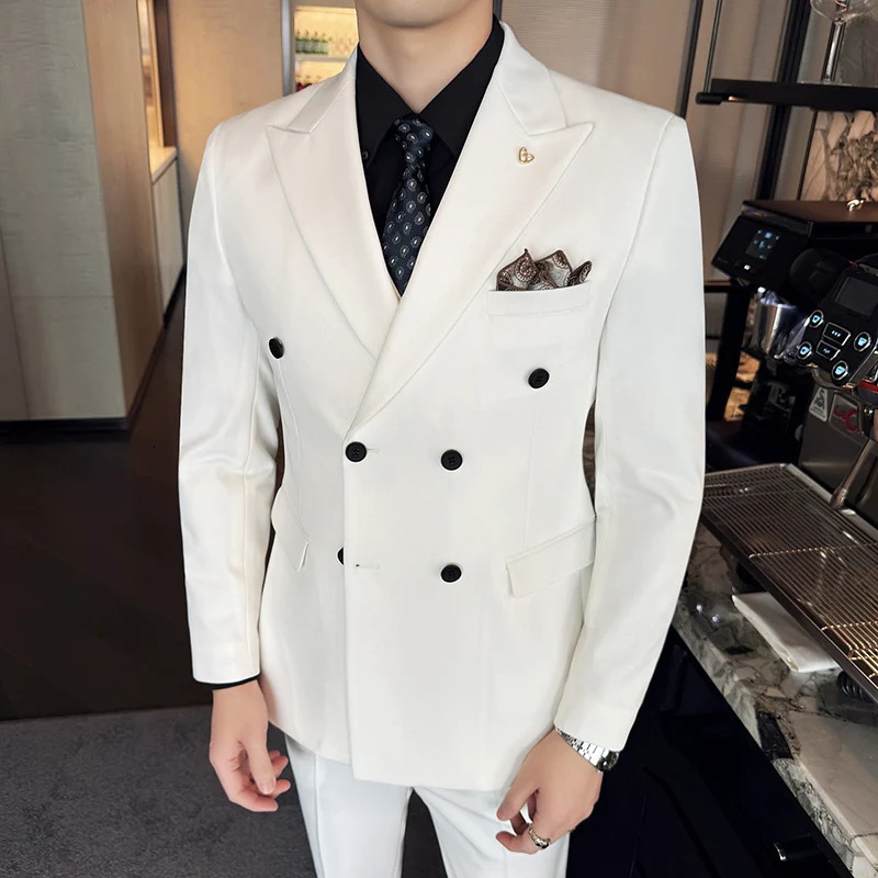 Brown DoubleBreasted Mens Casual Suit ThreePiece Set Wedding Dress Style for Groomsmen And Special Occasions 250520Z