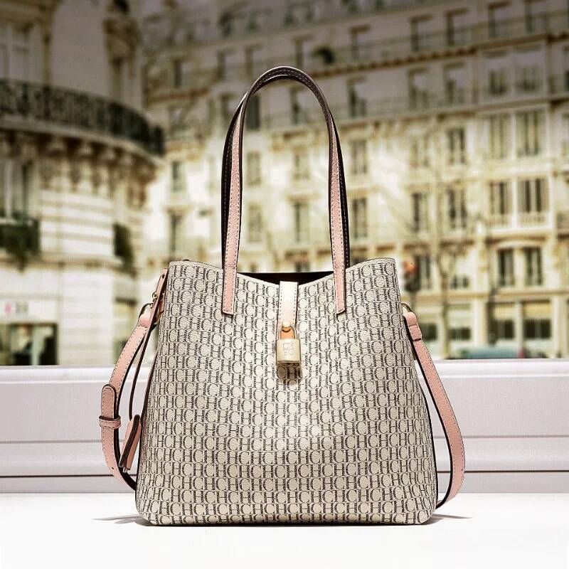 CH Premium Versatile Leather Crossbody Large Capacity Daily Commuter Tote Bag Letter Print Design Ladies Fashion