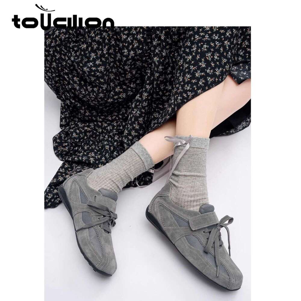 2025 Early Spring New Low Heel Flat Bottom Thick Bottom Lace Round Head Casual Sports Board Shoes Single Shoes Female Trendy Designer Women's Sho