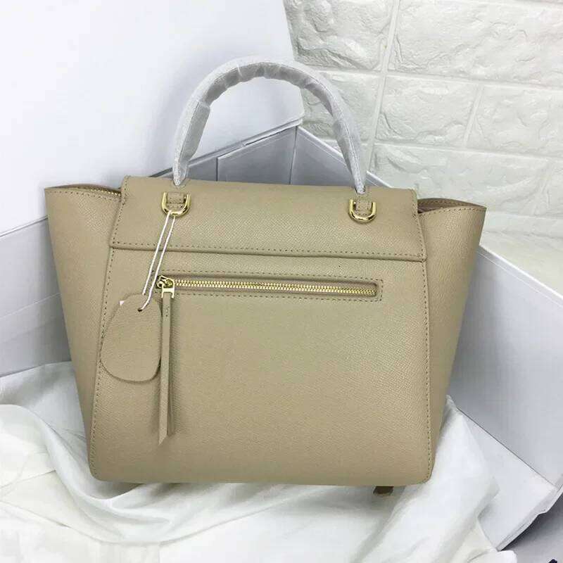 Designer Bag New Dreamy Liu Wei Mu Cow Leather Shoulder Bag Vintage Style Single Strap Handbag With Inner Pocket Zipper Closure
