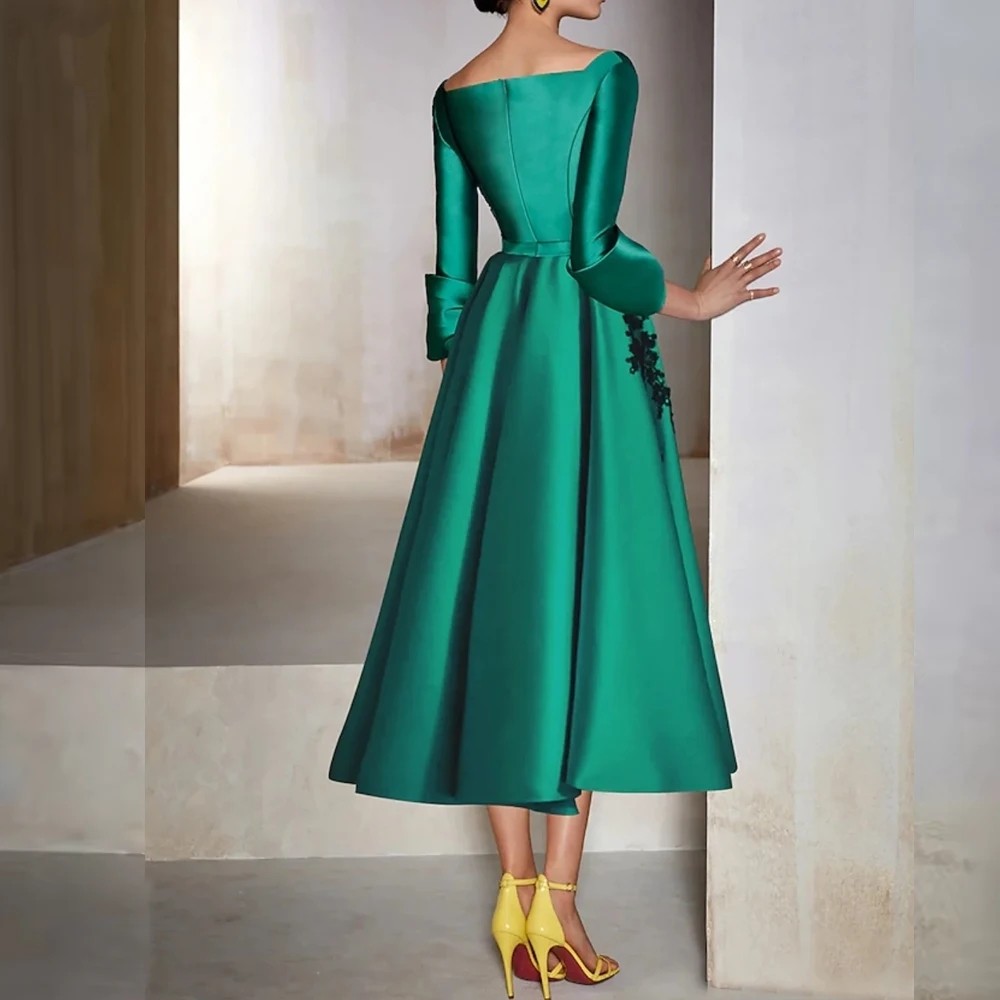 Elegant Green 2025 Mother of the Bride Dresses V-neck Lace Appliques Satin Tea-length A-line Mom Wedding Guest Formal Party Gowns Robe De Soiree